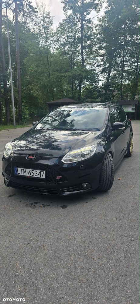 Ford Focus - 1