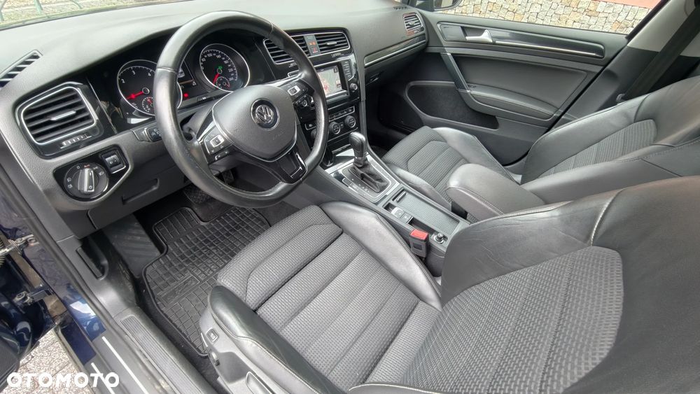 Volkswagen Golf 1.6 TDI Highline DSG - 26