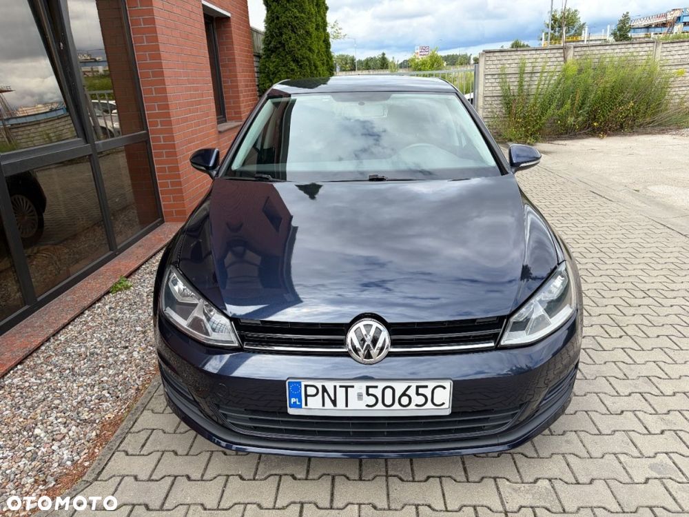 Volkswagen Golf - 5