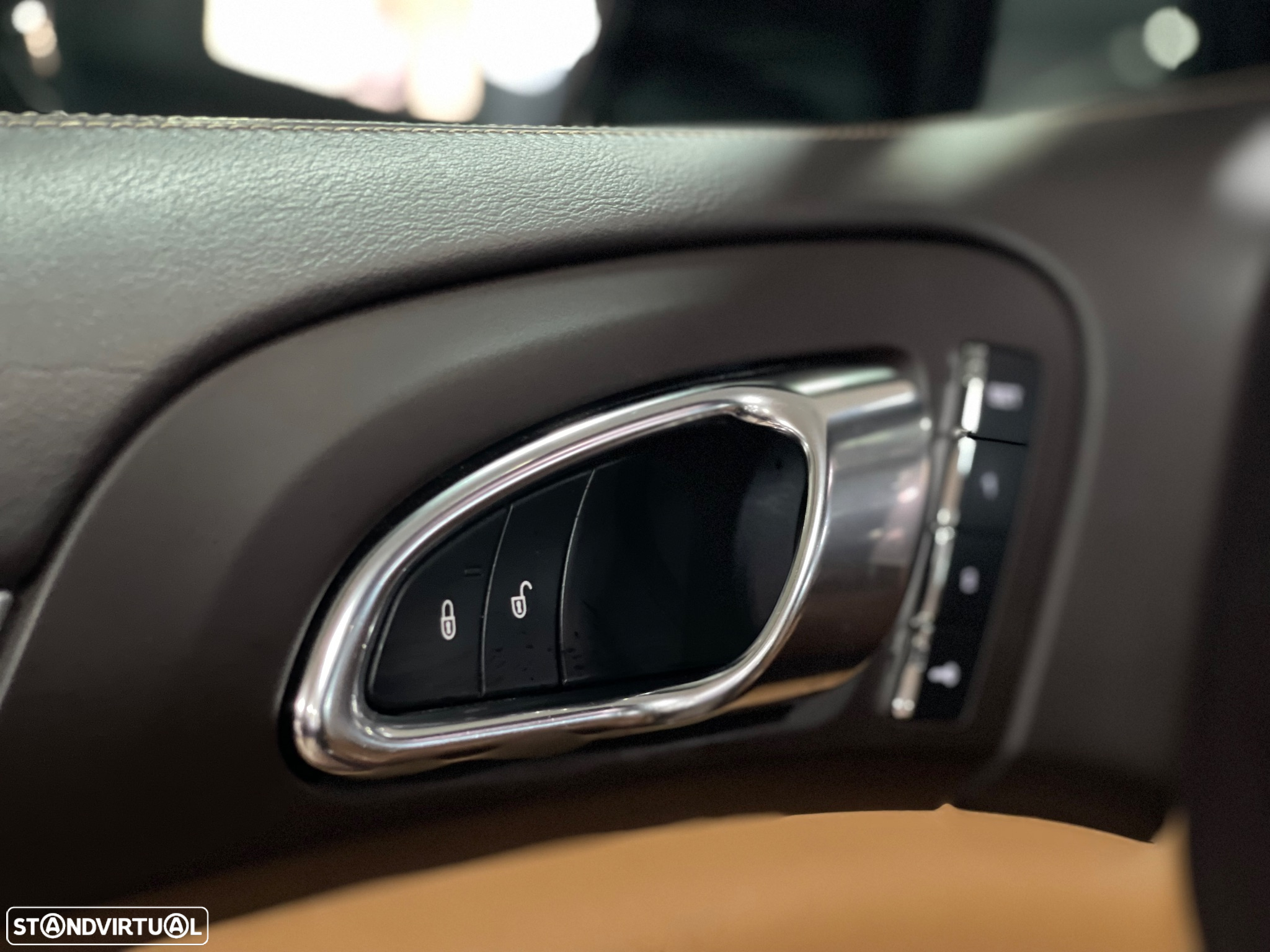 Porsche Cayenne S E-Hybrid Platinum Edition - 16