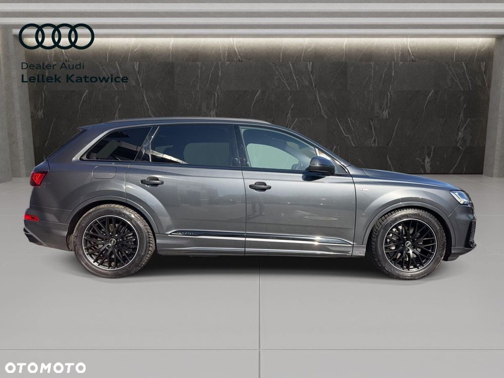 Audi Q7 55 TFSI mHEV Quattro S Line Tiptr - 2