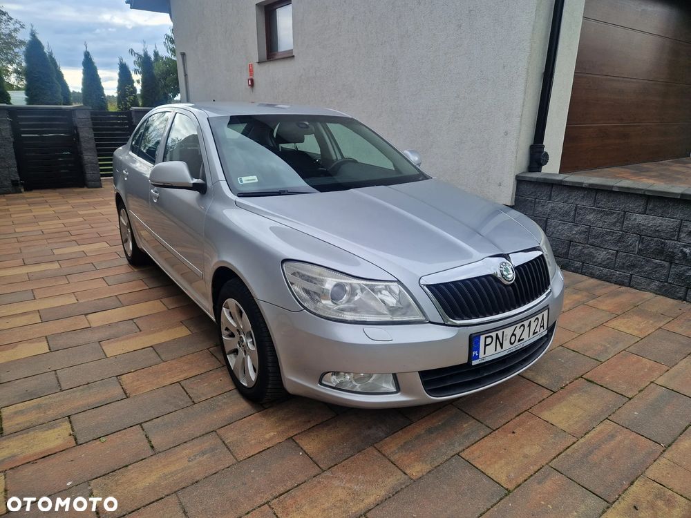 Skoda Octavia 1.6 Elegance - 1