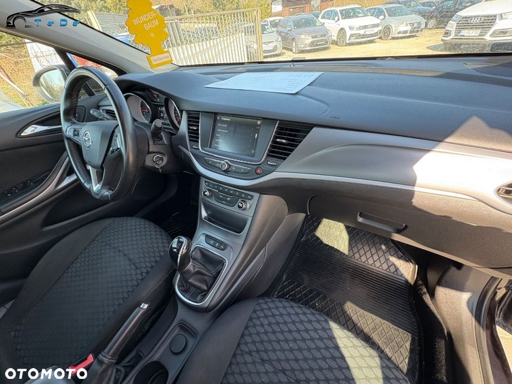 Opel Astra 1.4 Turbo Start/Stop Business - 32