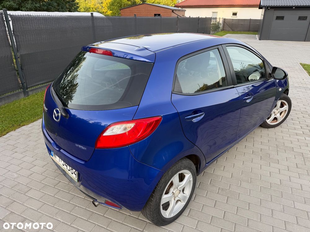 Mazda 2 - 3