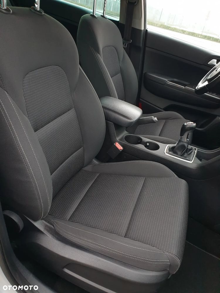 Kia Sportage 1.6 GDI 2WD Dream-Team Edition - 30