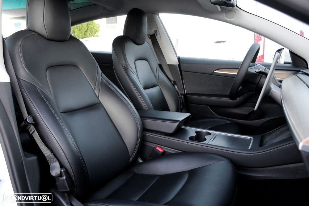Tesla Model 3 Long Range Tração Traseira - 24