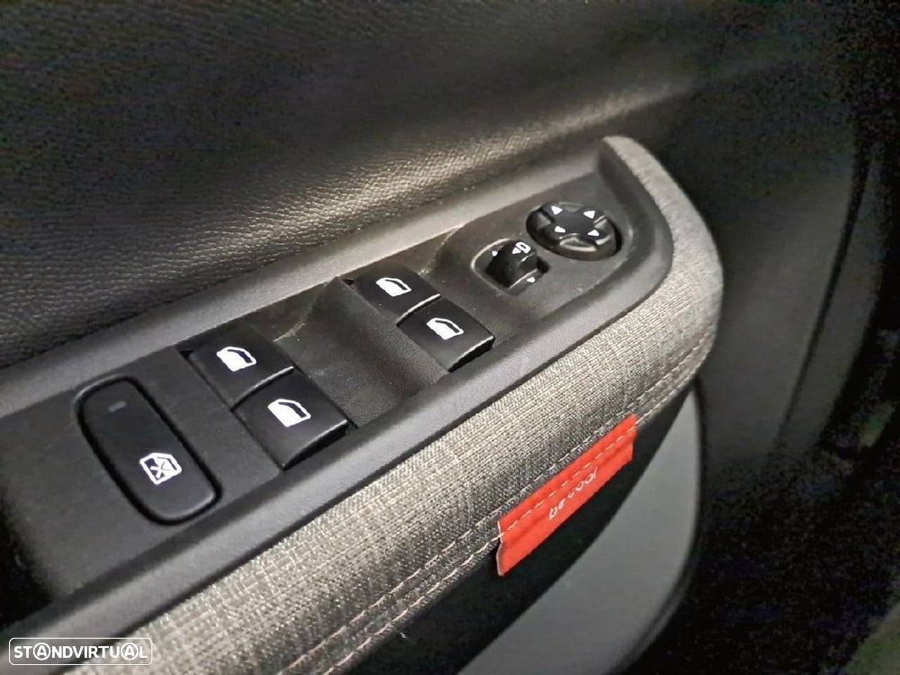 Citroën C3 Aircross 1.2 PureTech Plus - 23