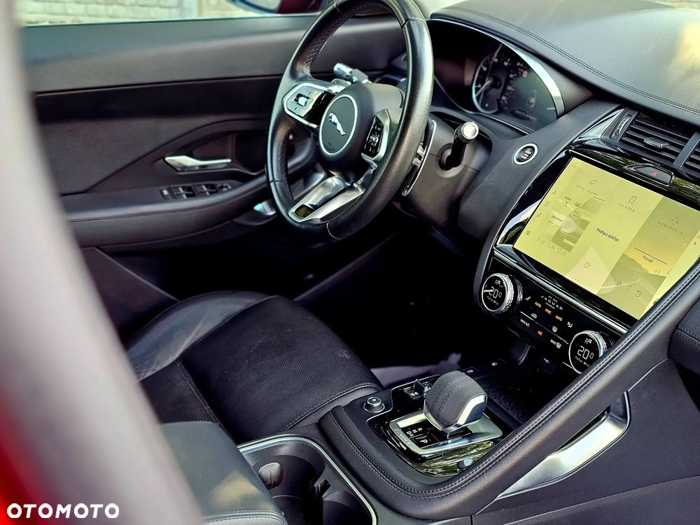 Jaguar E-Pace 1.5 P160 mHEV S - 20