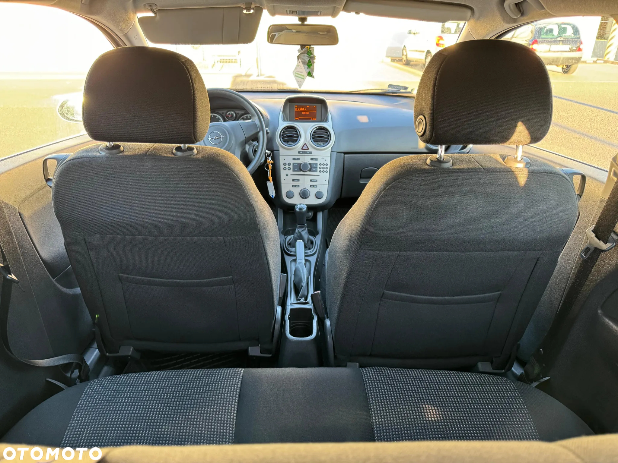 Opel Corsa - 8