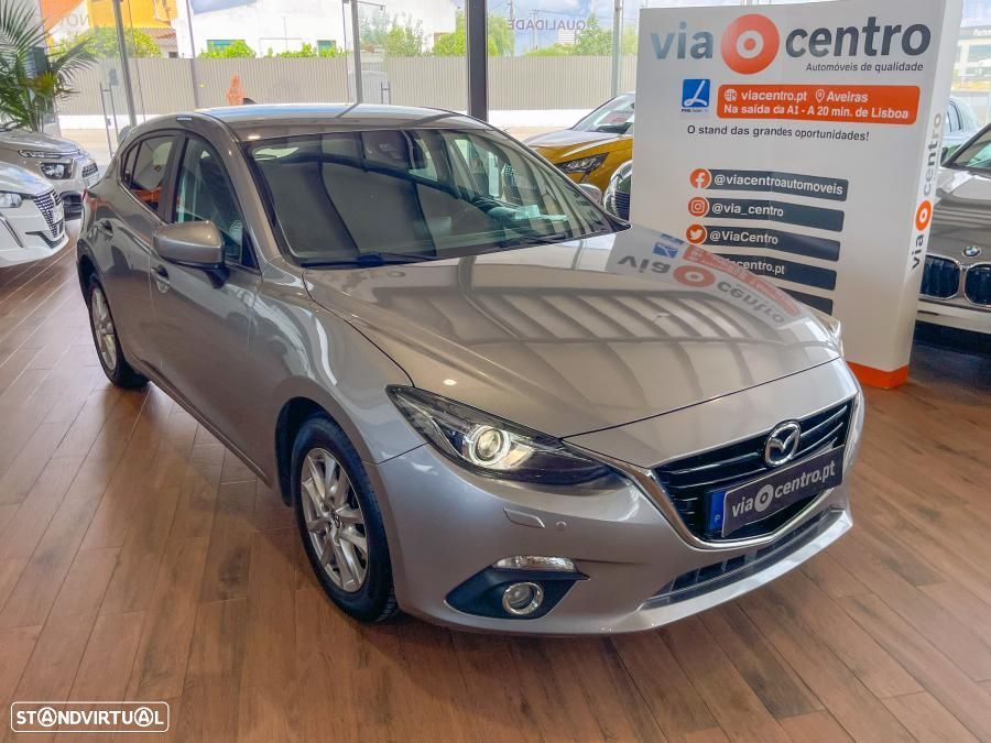 Mazda 3 Hatchback 1.5 Sky-D Excellence Navi - 3