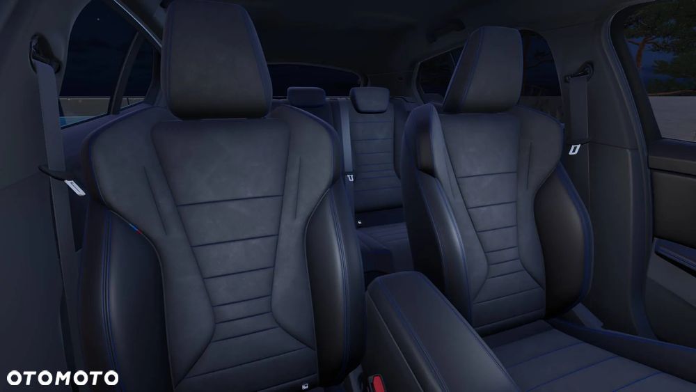 BMW Seria 1 120 mHEV - 12