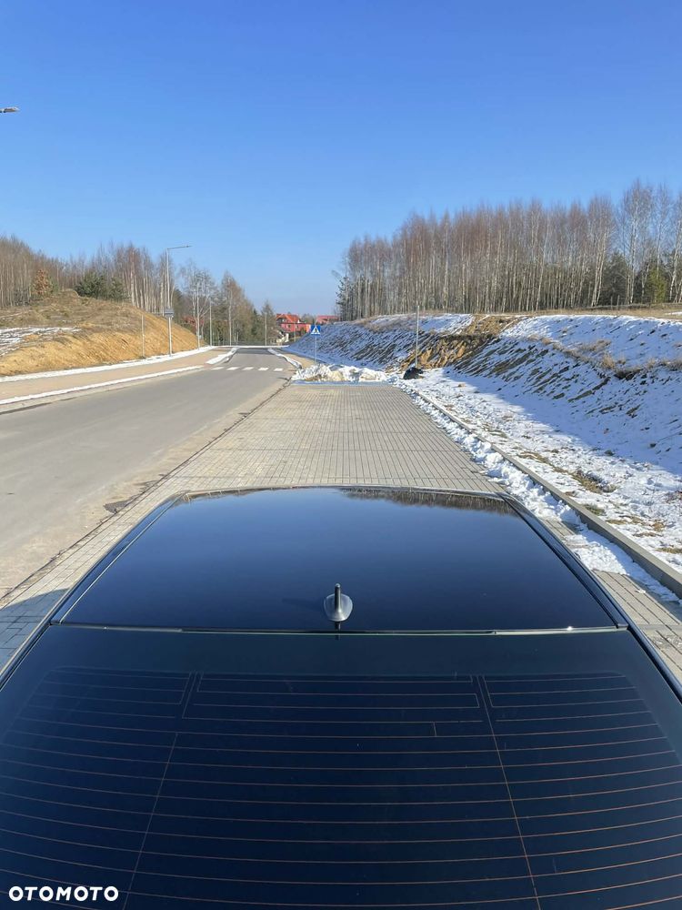 Mercedes-Benz Klasa C 200 d 7G-TRONIC - 17