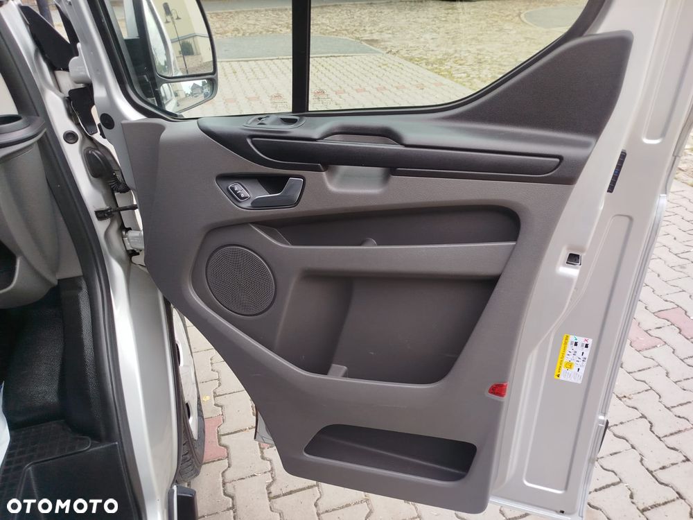 Ford Transit Custom - 22