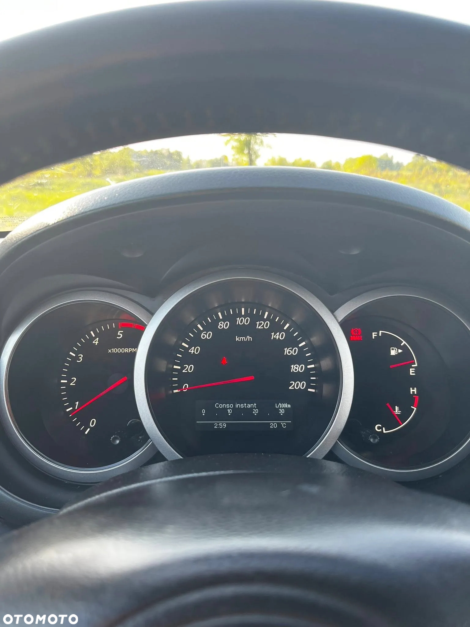 Suzuki Grand Vitara 1.9 DDiS X30 - 9
