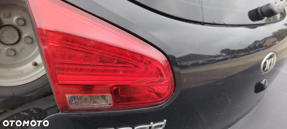 Kia Ceed II HB 1K Klapa kamera LED - 2