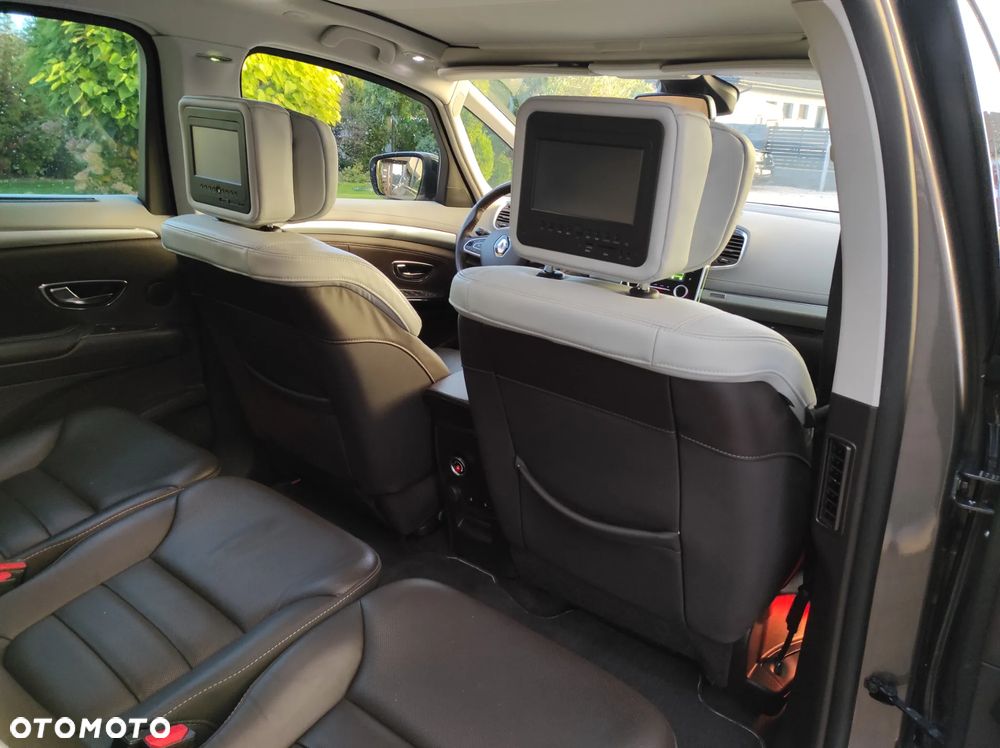 Renault Espace 1.6 dCi Energy Initiale Paris EDC - 32
