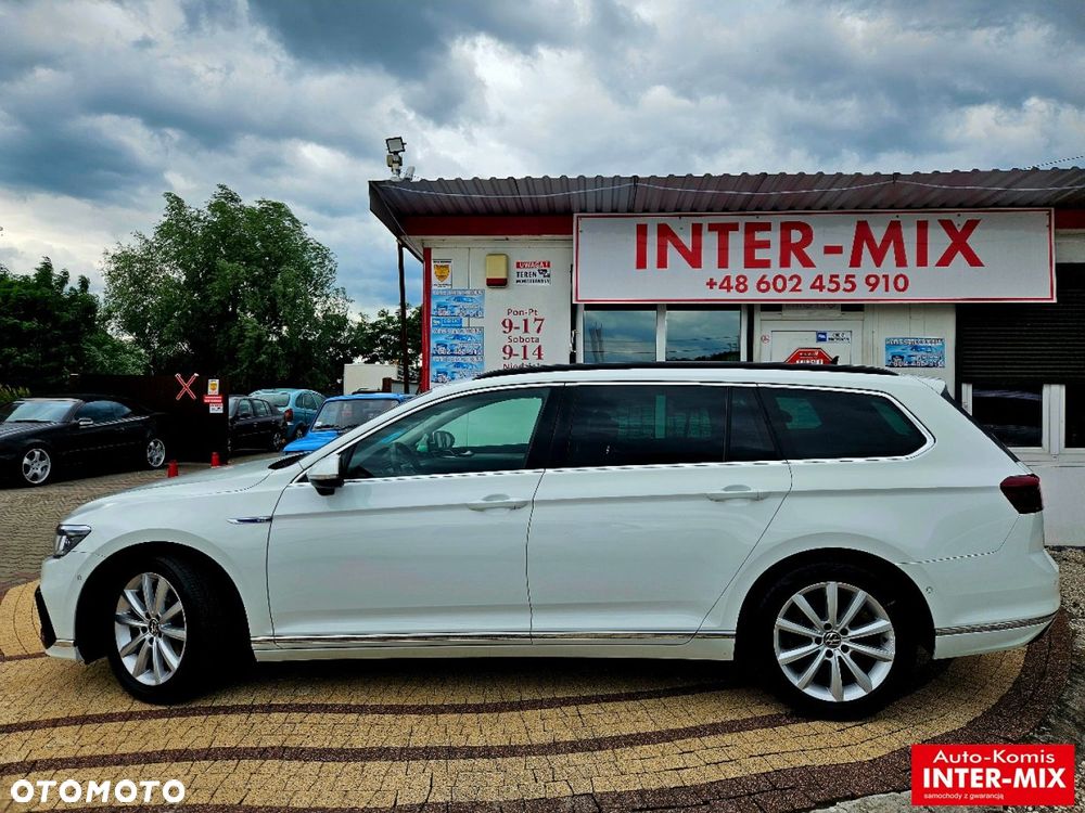 Volkswagen Passat - 16