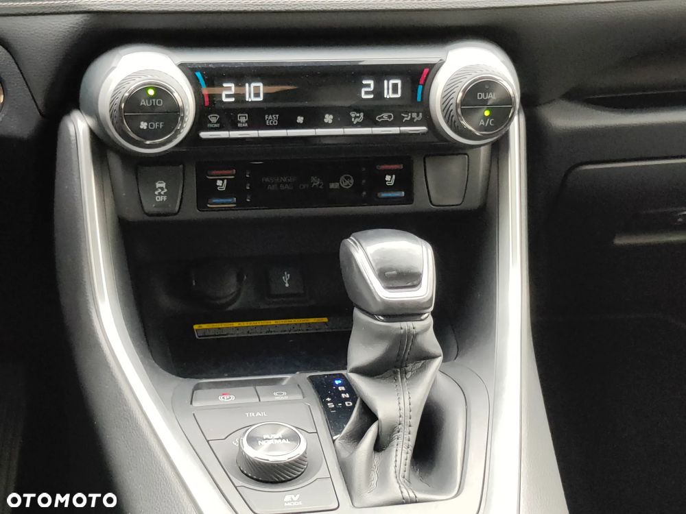 Toyota RAV4 - 25