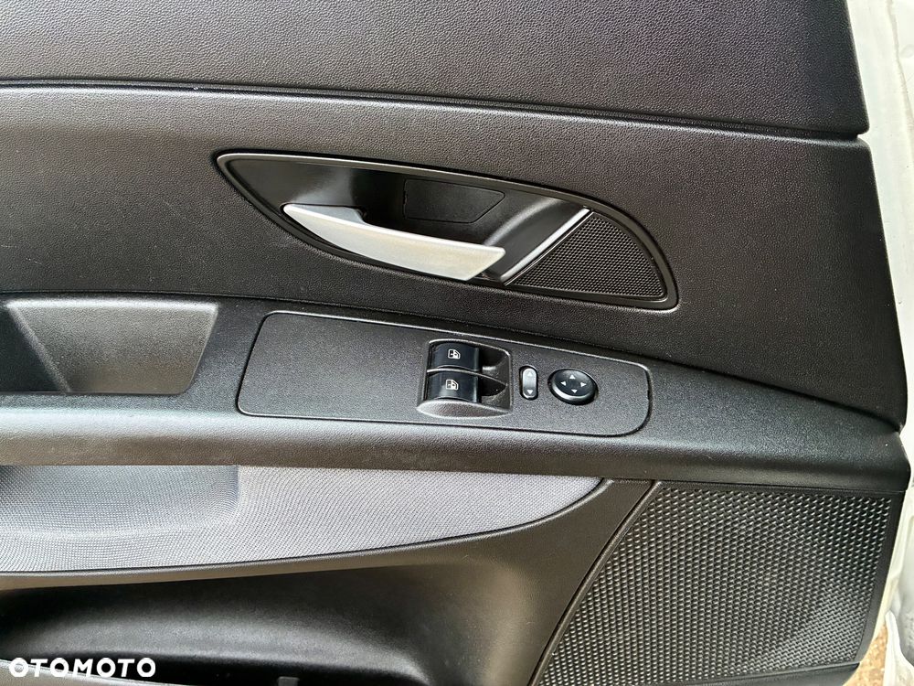 Fiat Linea 1.4 Dynamic Euro5 - 32