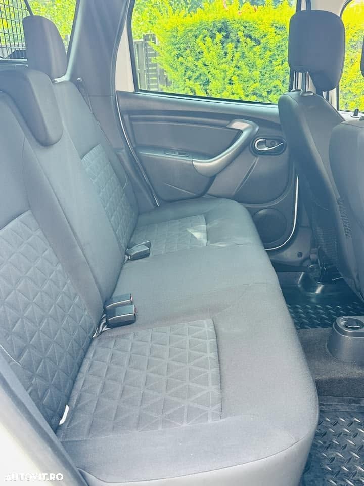 Dacia Duster 1.5 dCi 4x4 Prestige - 8