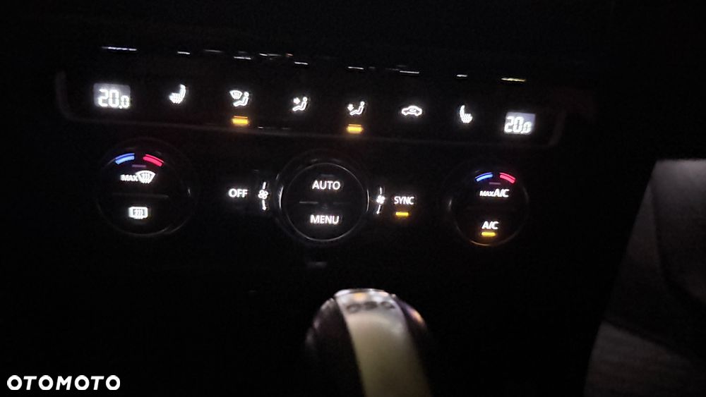 Volkswagen Golf 1.4 TSI BMT ACT Highline DSG - 12