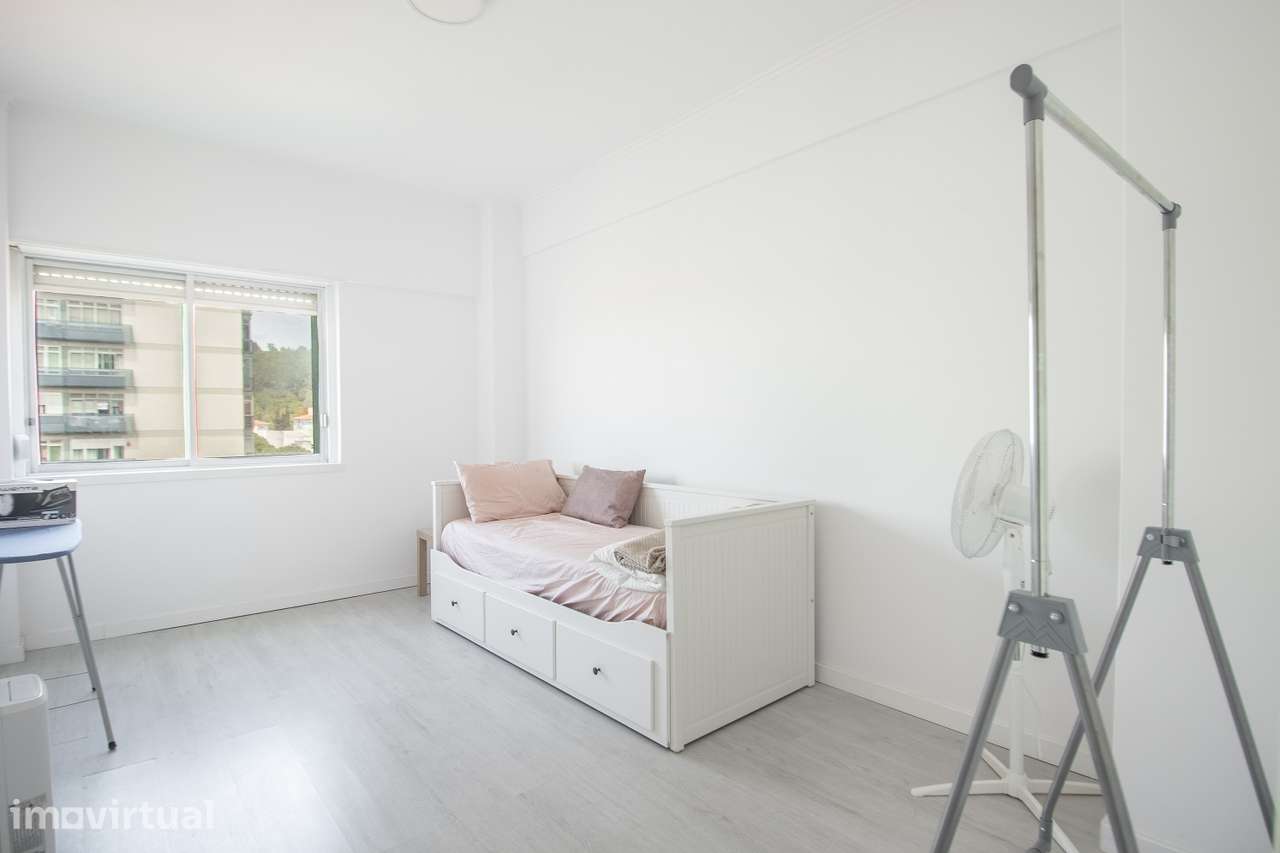 Apartamento T3 com sala dupla em Carnaxide - Grande imagem: 3/31