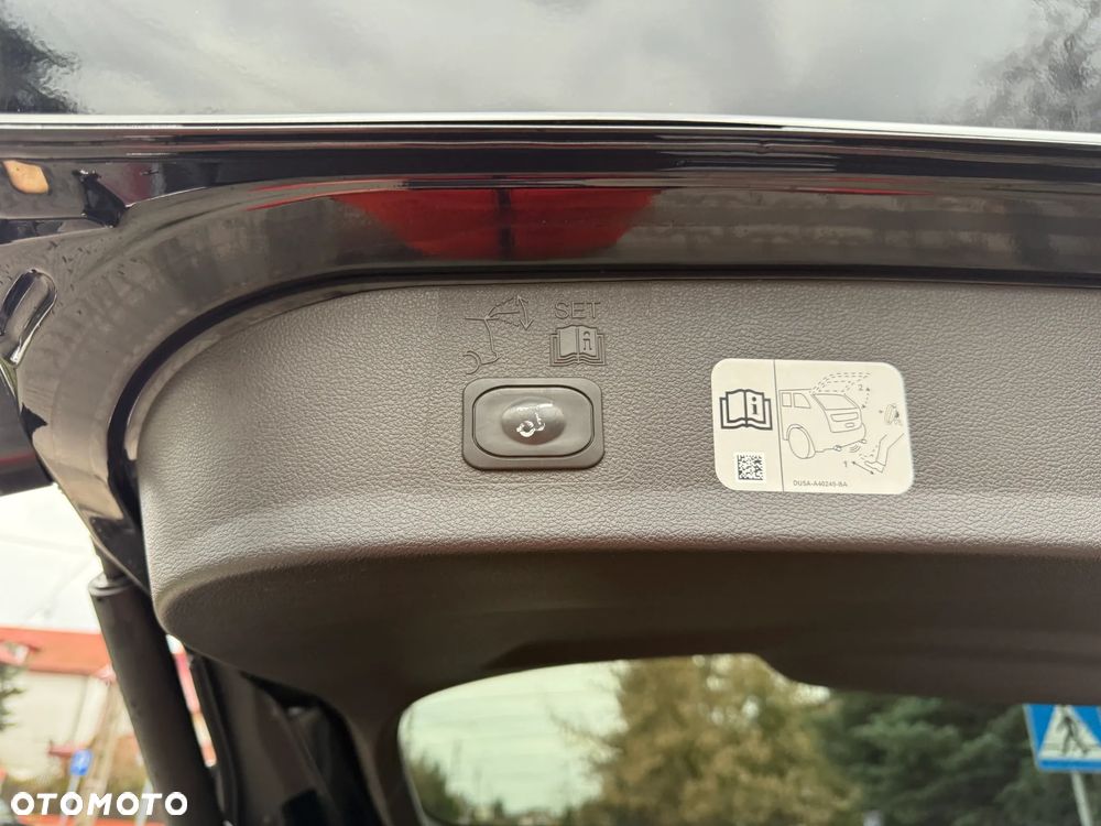 Ford Kuga 1.5 TDCi FWD ST-Line - 36