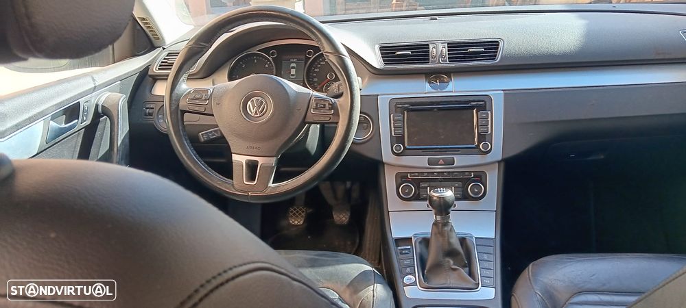 VW Passat - 26