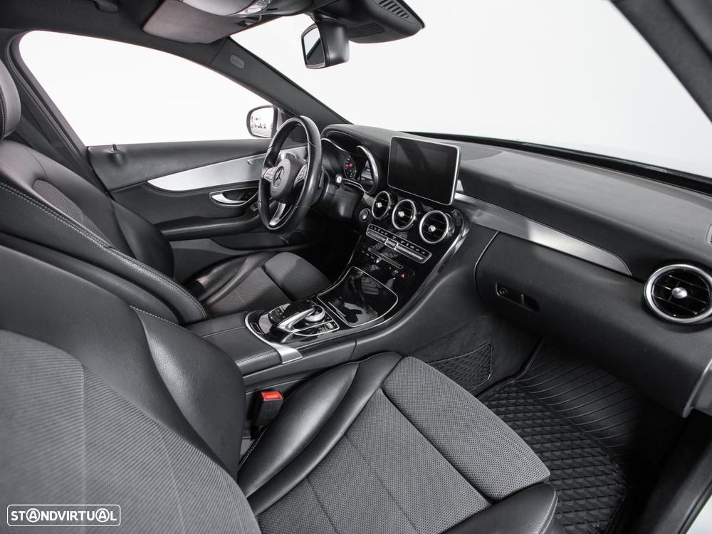 Mercedes-Benz C 350 e - 9