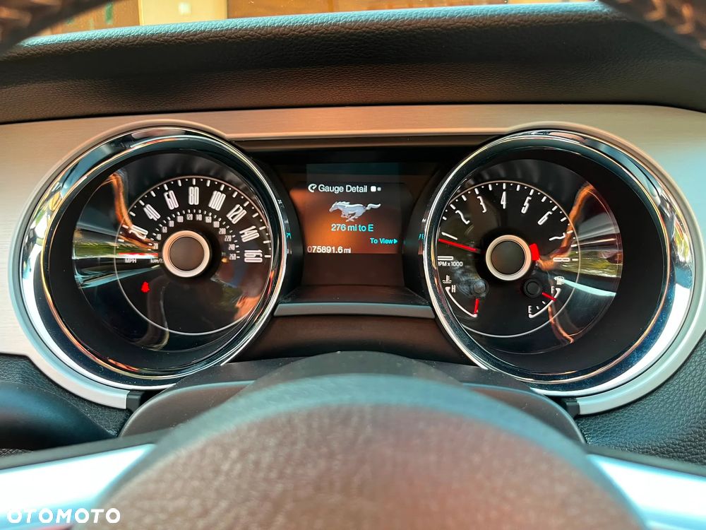 Ford Mustang 3.7 V6 Premium - 11