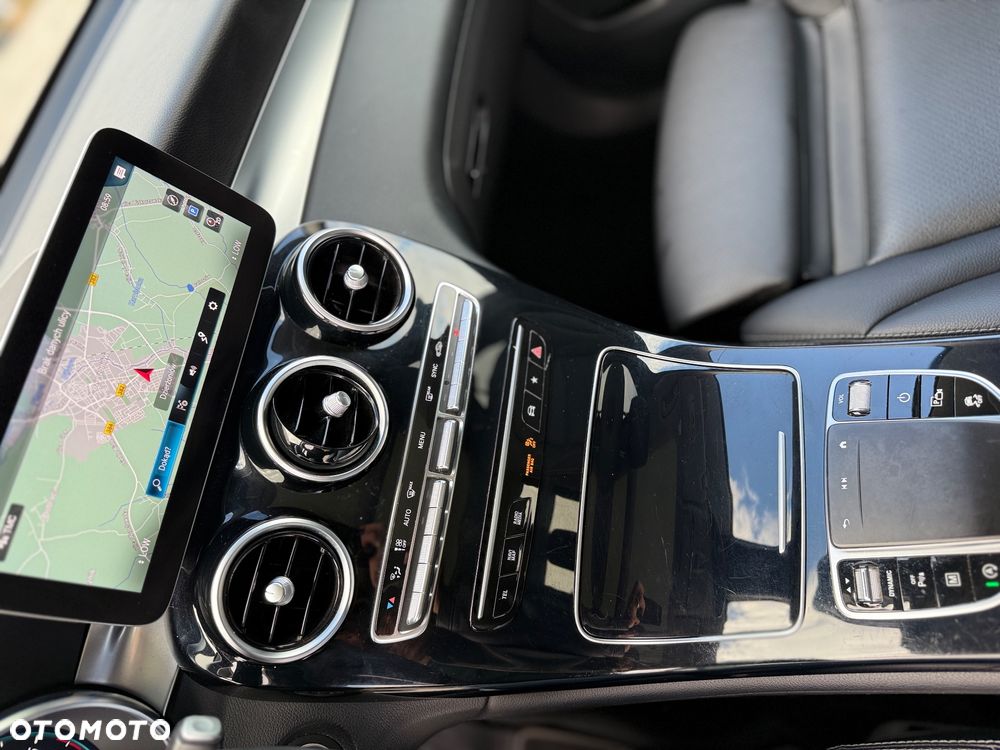 Mercedes-Benz GLC 200 d 4-Matic Business Edition - 17