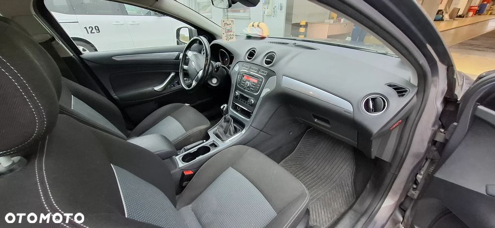 Ford Mondeo 2.0 FF Gold X - 5
