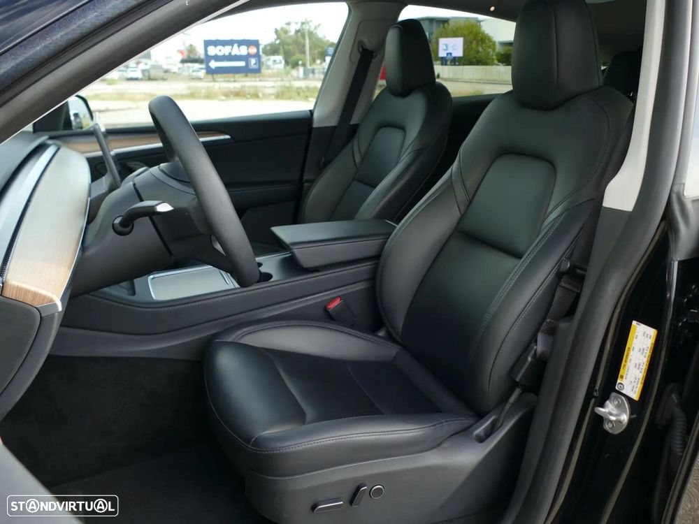 Tesla Model Y Performance Tração Integral - 25