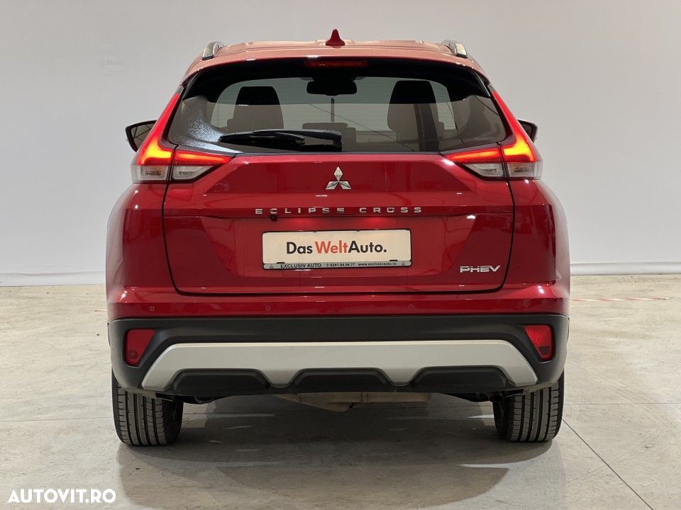Mitsubishi Eclipse-Cross - 31