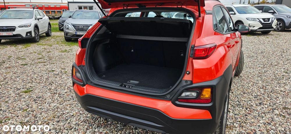 Hyundai Kona - 23