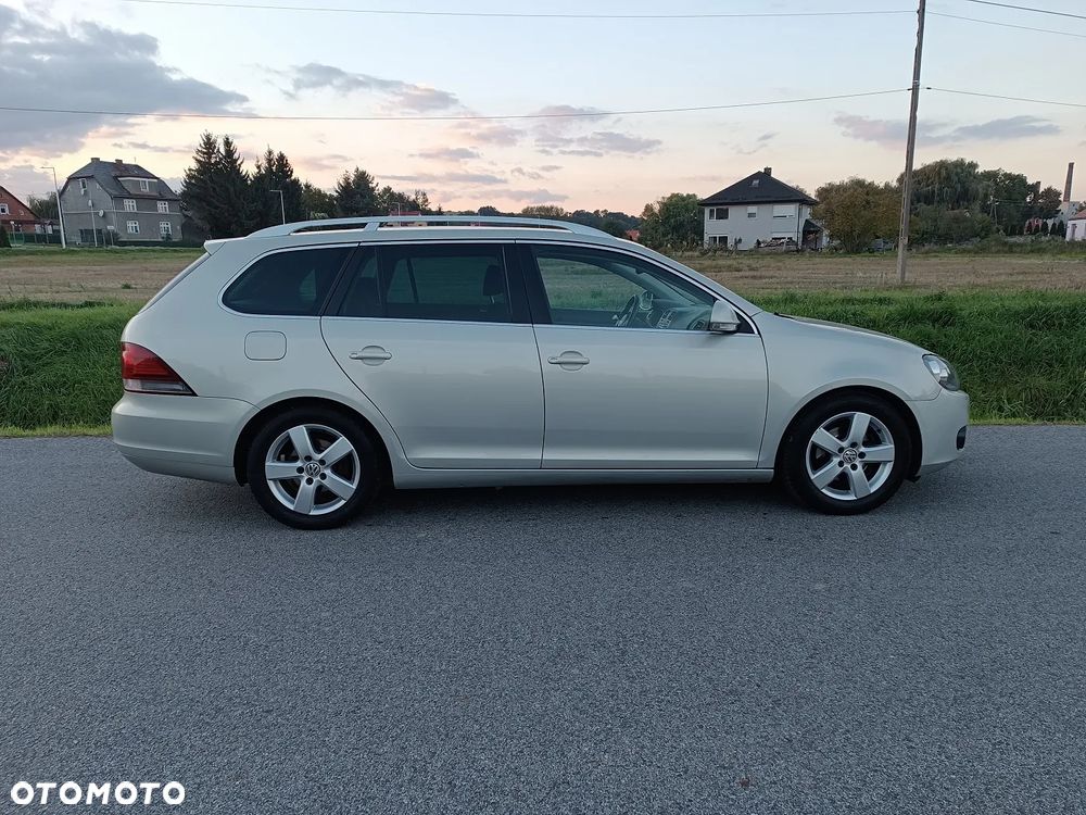 Volkswagen Golf VI 1.6 TDI BlueMot Comfortline - 3