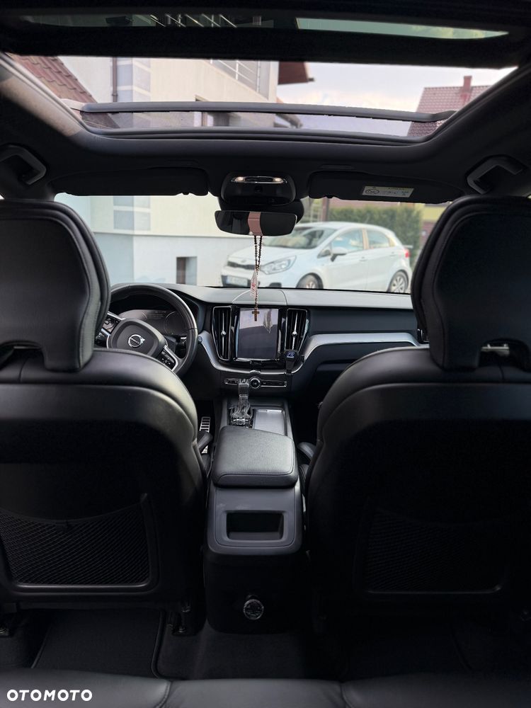 Volvo XC 60 D4 Geartronic RDesign - 19