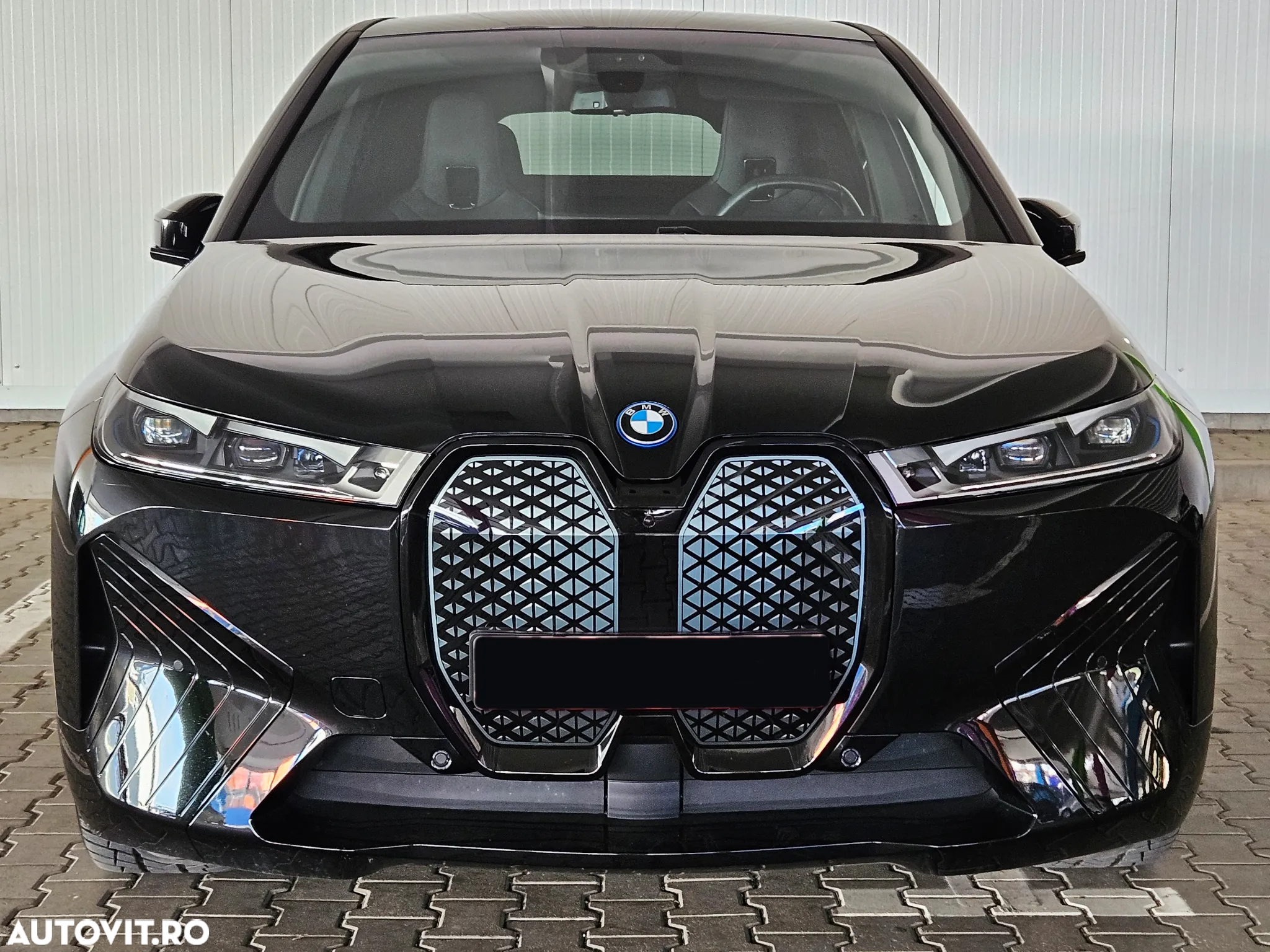 BMW iX xDrive40 - 11