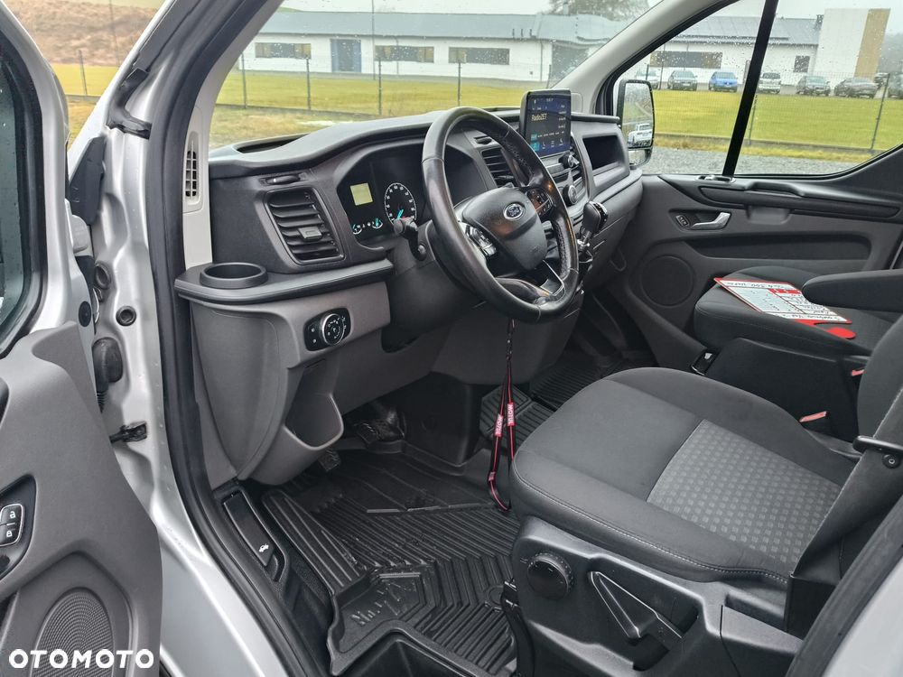 Ford TRANSIT CUSTOM - 6