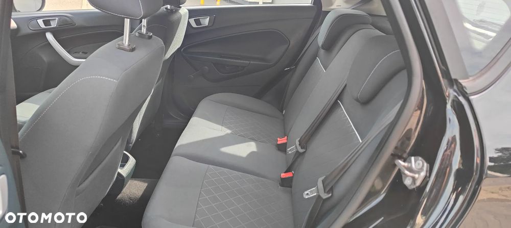 Ford Fiesta 1.25 SYNC Edition - 22