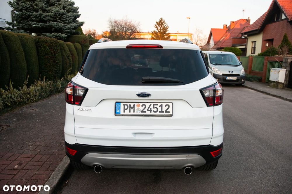 Ford Kuga 2.0 TDCi 4x4 Titanium - 6