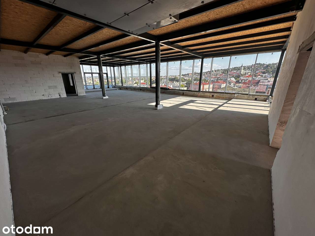 Bar/Restauracja typu rooftopbar z widokiem na cały Przemyśl, 3 maja 27 - Pełny obrazek: 3/13