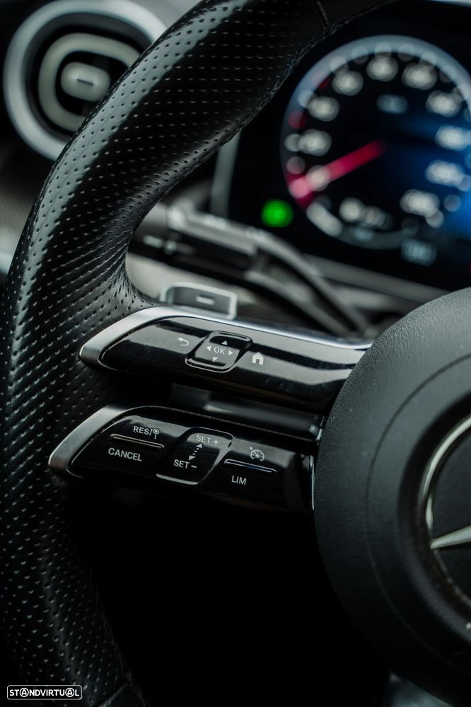 Mercedes-Benz C 300 e 9G-TRONIC AMG Line - 38