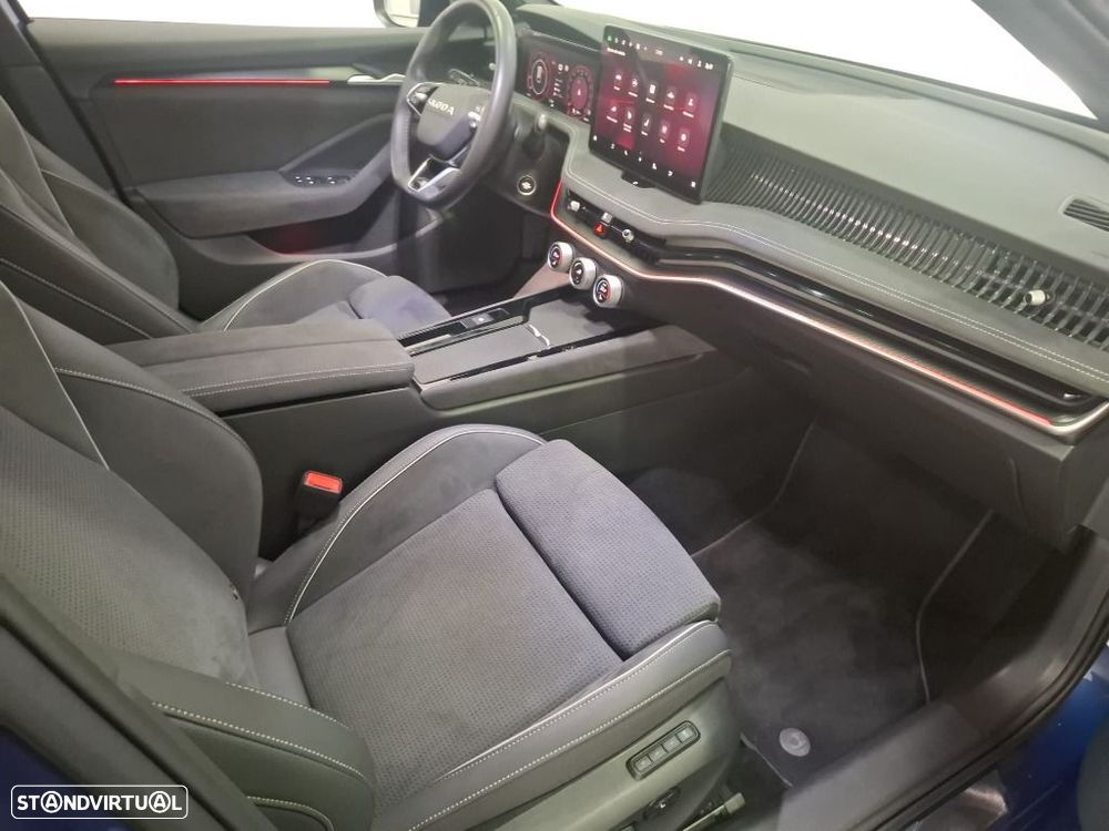 Skoda Superb Break 2.0 TDI Sportline DSG - 18