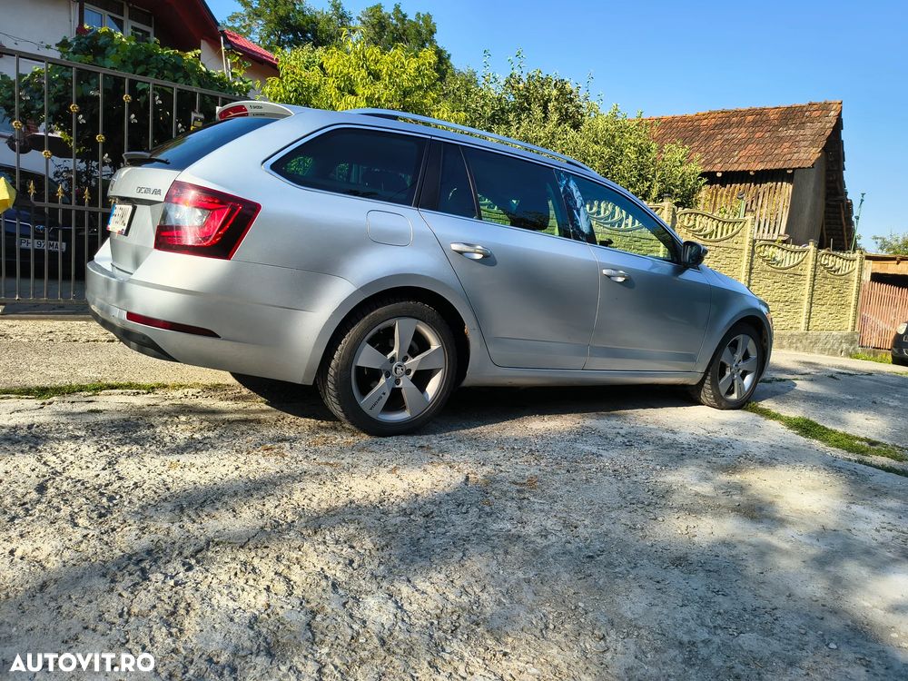 Skoda Octavia 1.6 TDI Clever - 4