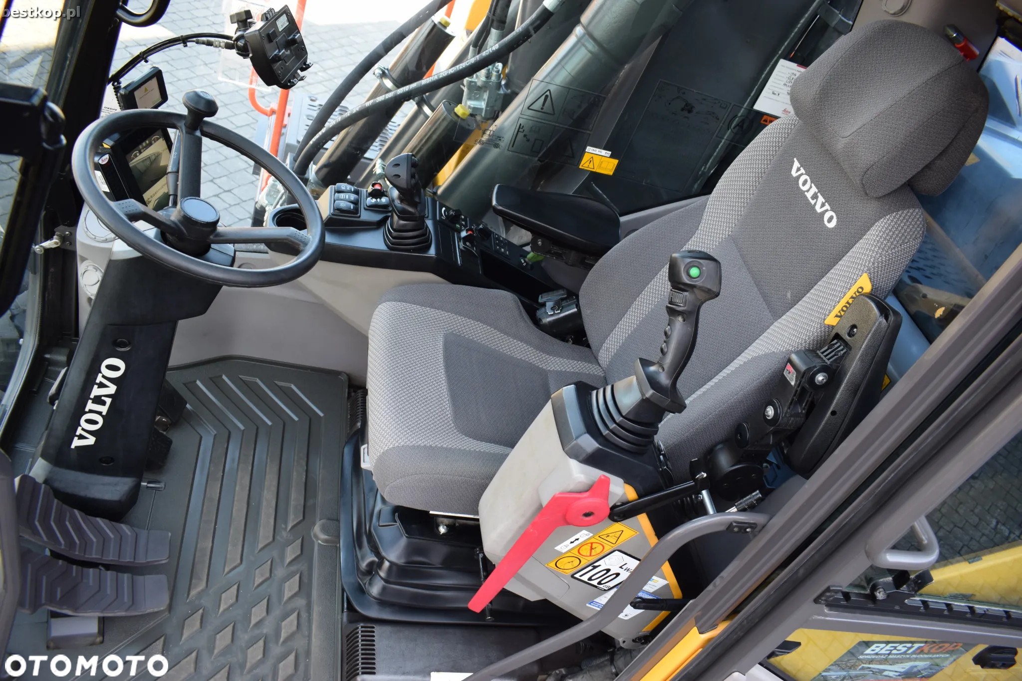 Volvo EW160E - 28