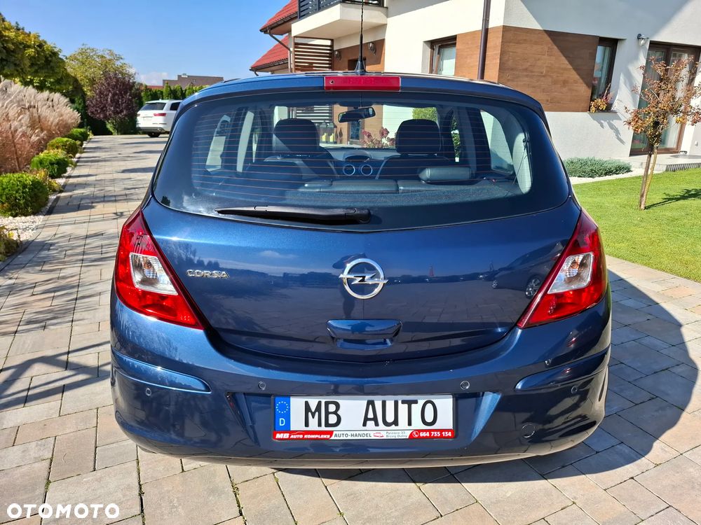 Opel Corsa 1.4 T Cosmo S&S - 18