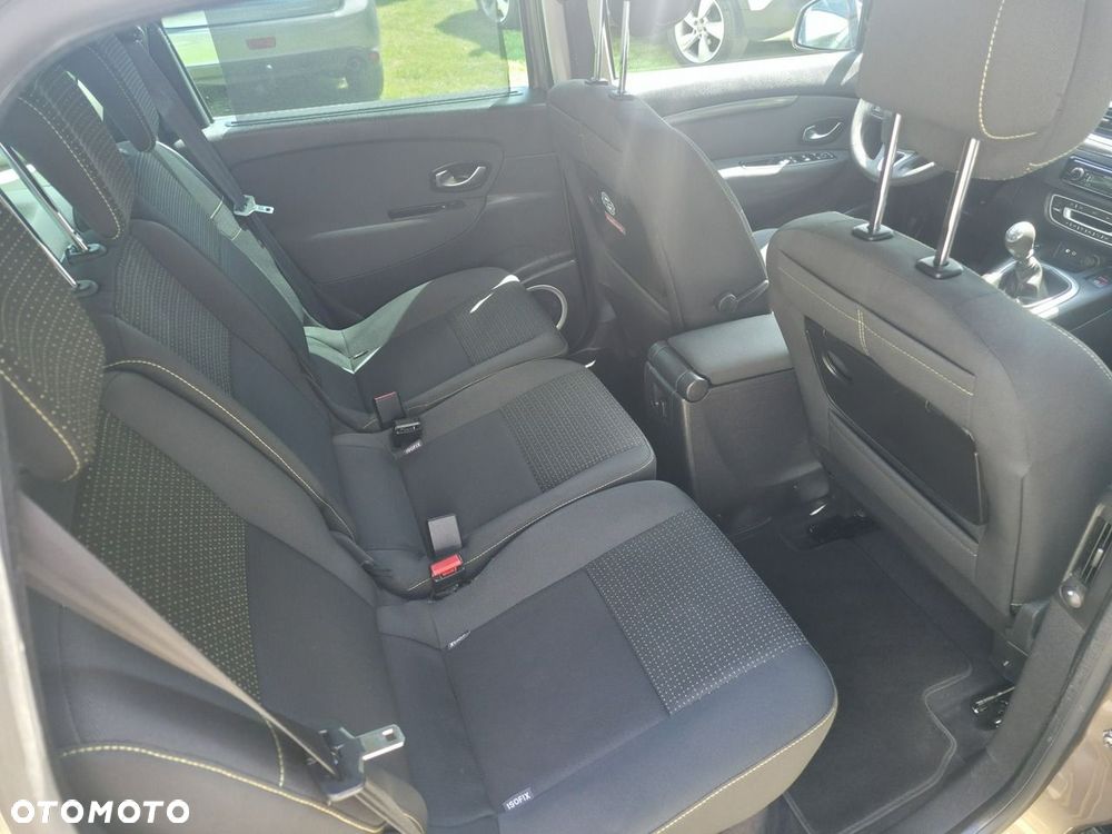 Renault Scenic - 11