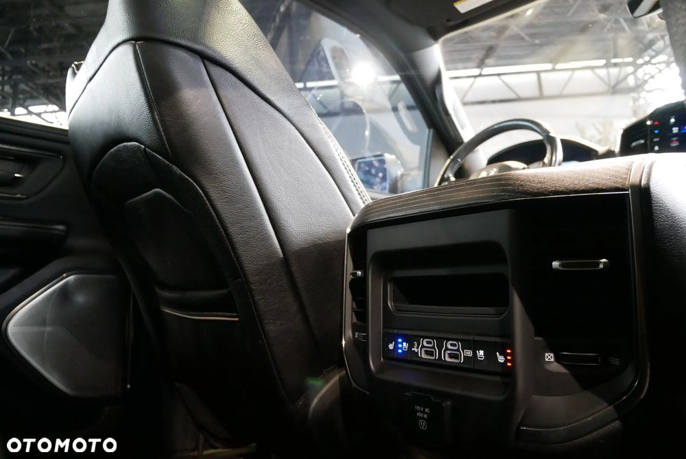 RAM 1500 5.7 Crew Cab Limited - 30