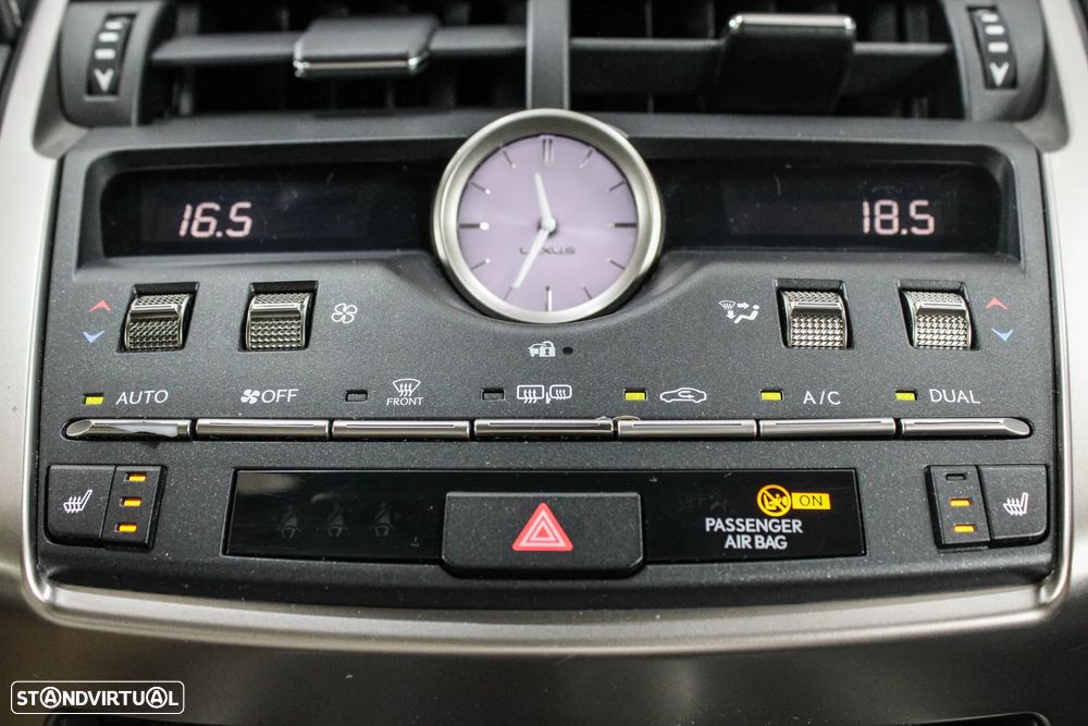 Lexus NX 300h Executive+ - 50